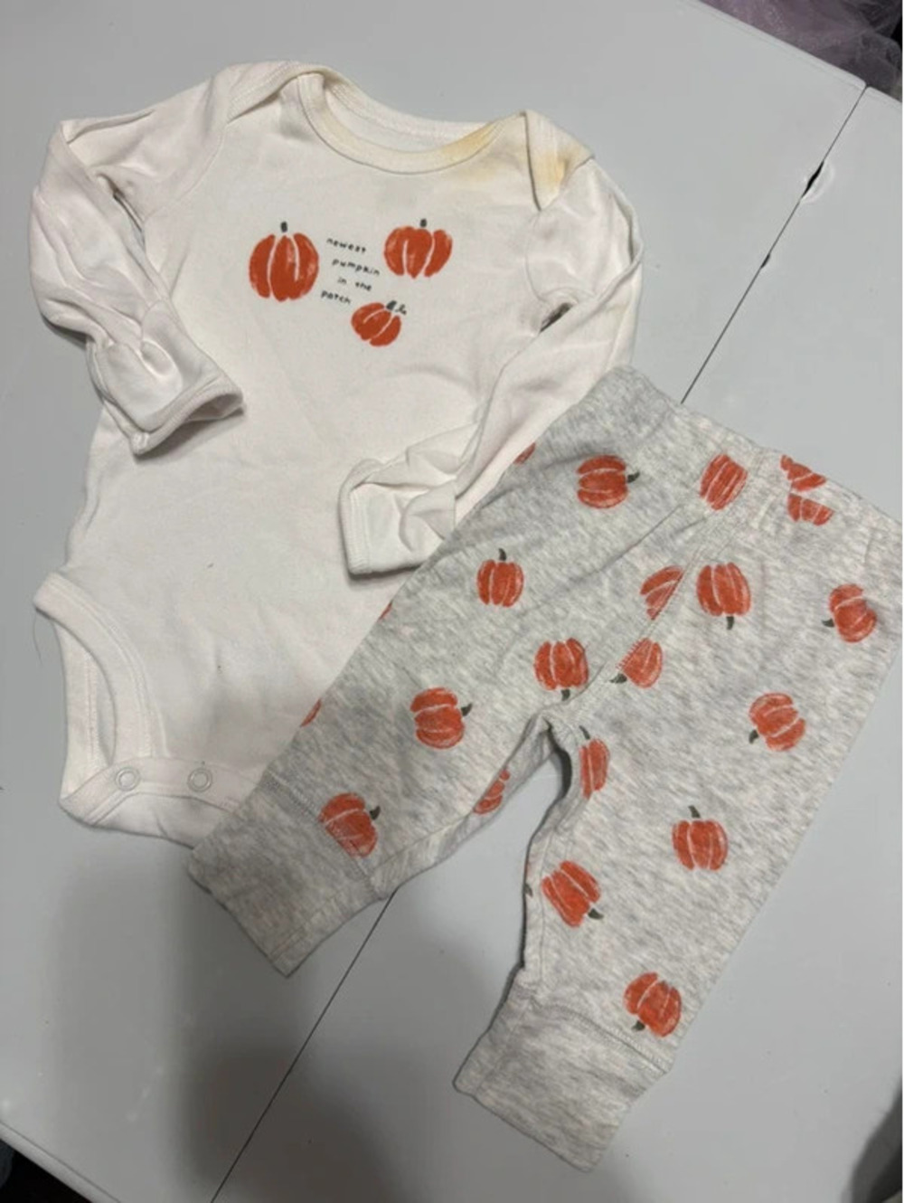 0-3M Carter’s Pumpkin Outfit - STAINS